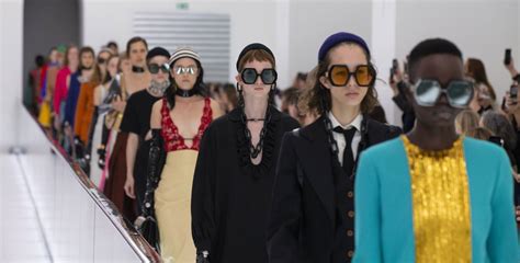 Gucci to Go Seasonless, Show Twice Per Year 